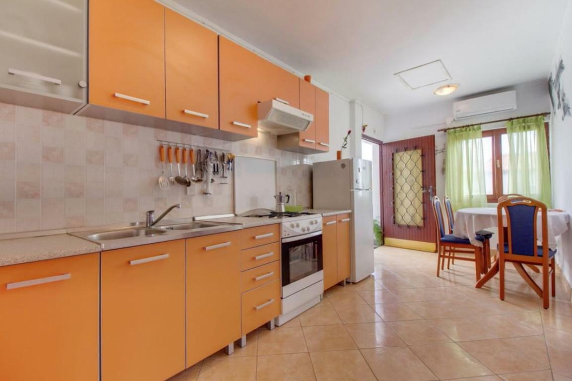 Apartments Nadia Sokolic Nerezine Exterior foto